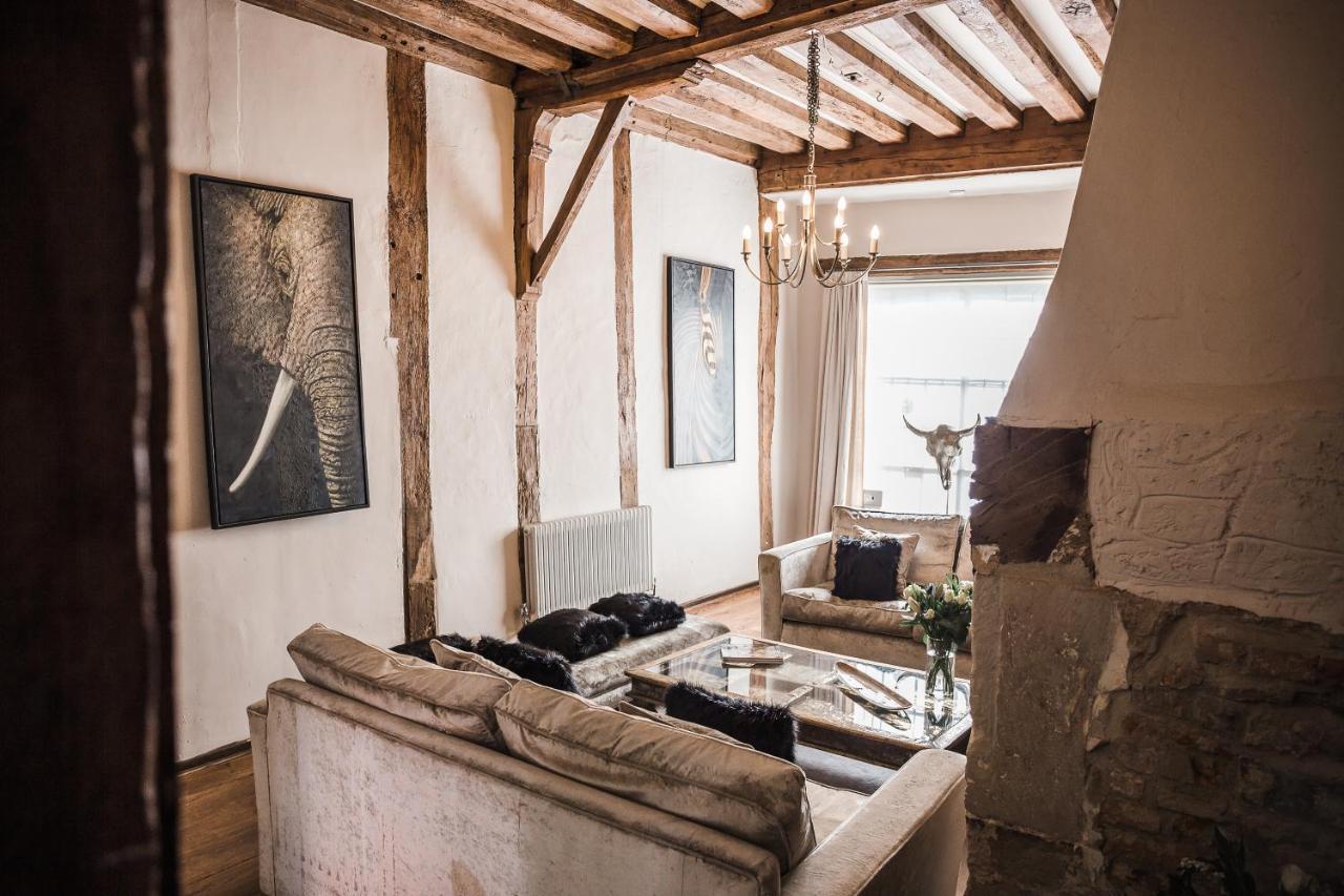 Taylour House - Edenbridge, Sleeps 10, Historic, Unique Yet Modern Villa Bagian luar foto