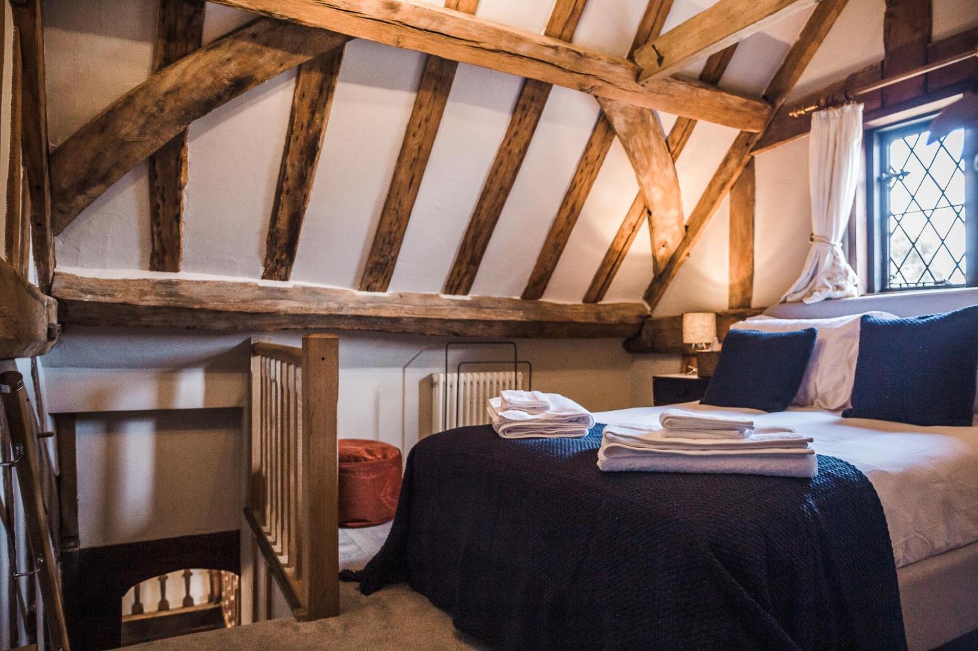 Taylour House - Edenbridge, Sleeps 10, Historic, Unique Yet Modern Villa Bagian luar foto